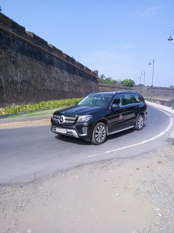 Luxury Car Rental for Weddings