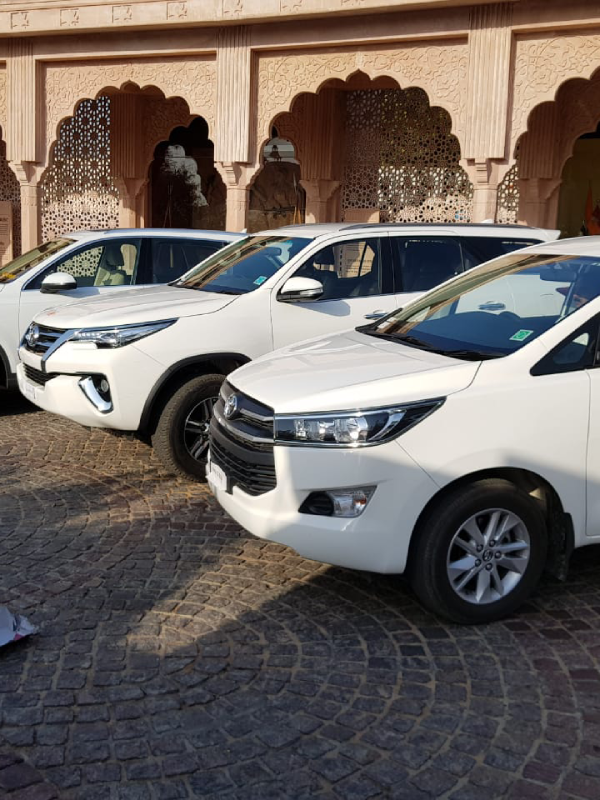 Luxury Car Rental for Promotions